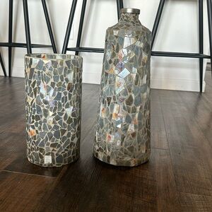 Set of 2 decorative vases